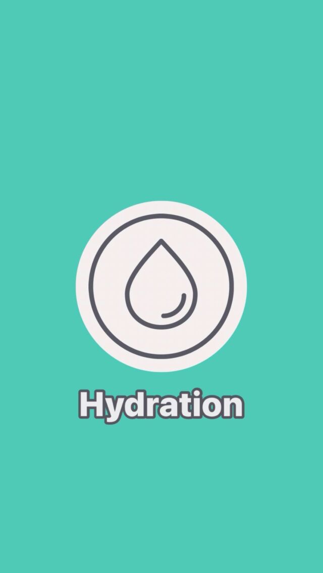 DAY 3️⃣3️⃣/ 7️⃣5️⃣ Days to Get Ready for Birth series! Looking for live support during your pregnancy? Subscribe to the @pregnahub or book a @mindfulnatal course with us 🧡

🌟 Hydration 🌟

It’s always important to keep hydrated but especially as the warmer weather is starting. 
Water is a perfectly good, easy option but this  super hydrating and energising combo could be something you use during pregnancy and labour as a tasty alternative too. You could also add powdered magnesium to pump up the minerals if you wanted to!

Enjoying an ice crunch during pregnancy? Some people freeze as small ice cubes to munch on during the day!

#summerpregnancy #mindfulnatal #pregnancytips #birthtips #pregnancylife #summerbaby